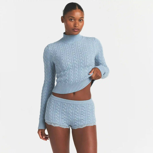 SWEATER KNIT CABLE MICRO SHORT
