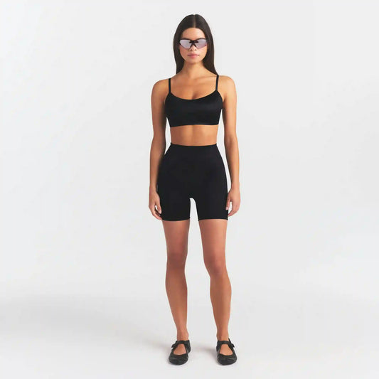 NikeSKIMS SATIN SHINE BONDED WAIST 5" BIKER SHORT
