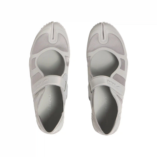 NikeSKIMS FOOTWEAR RIFT SATIN