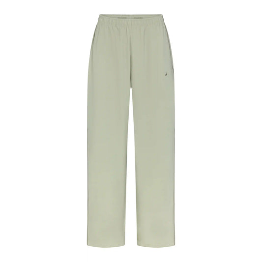 NikeSKIMS STRETCH NYLON OVERSIZED PANT
