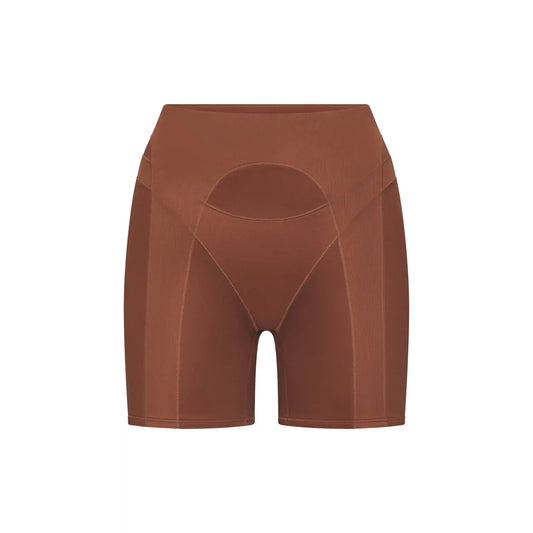 NikeSKIMS SATIN SHINE PANELED 5â BIKER SHORT