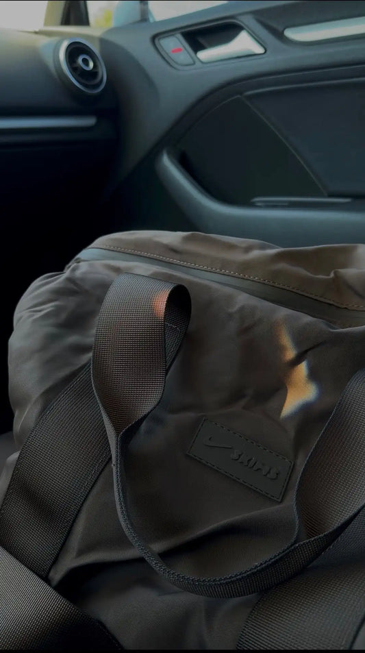 NikeSKIMS ACCESSORIES PUFFER GYM BAG