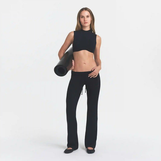 NikeSKIMS AIRY DRI-FITâ¢ LOW RISE MINI FLARE PANT