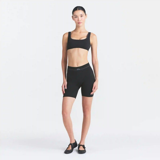 NikeSKIMS RIBBED SEAMLESS 5" BIKER SHORT