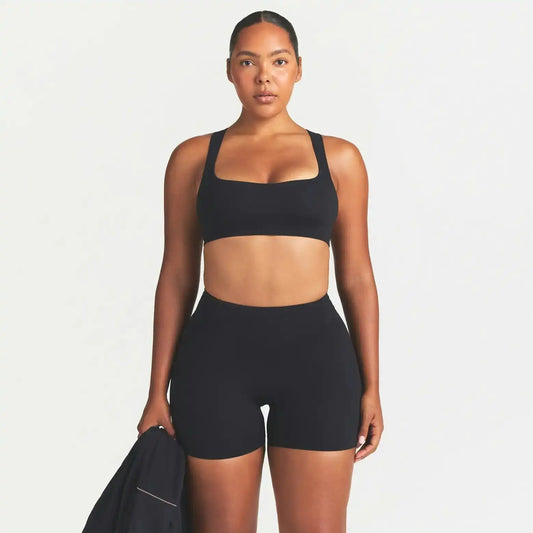 NikeSKIMS STUDIO STRETCH 5" BIKER SHORT
