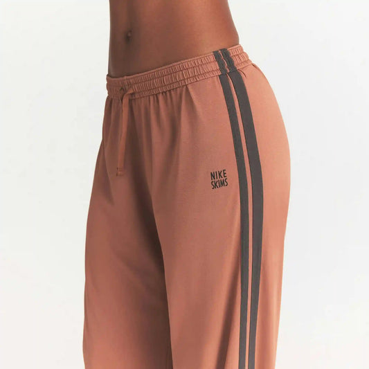 NikeSKIMS STRETCH KNIT WIDE LEG PANT