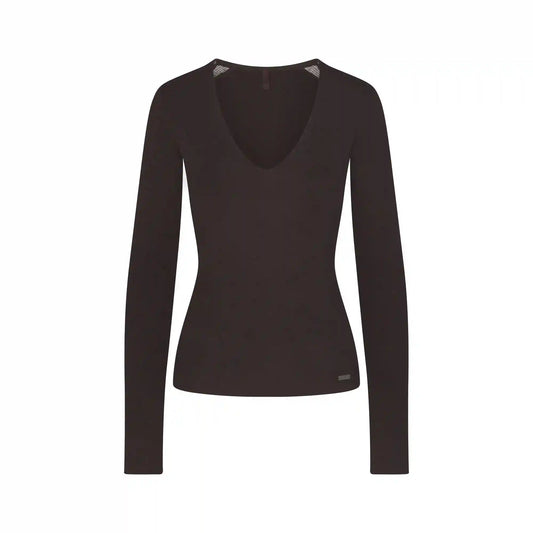 ESSENTIAL KNIT LONG SLEEVE V NECK