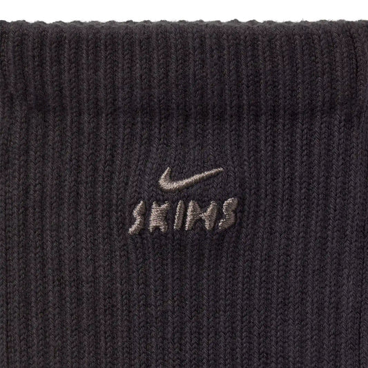NikeSKIMS ACCESSORIES DRI-FITâ¢ PILATES CREW SOCK