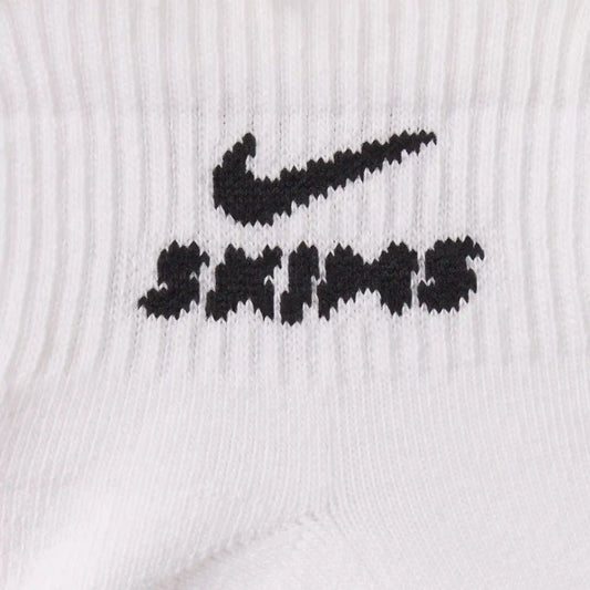 NikeSKIMS ACCESSORIES DRI-FITâ¢ QUARTER CREW SOCK 3-PACK