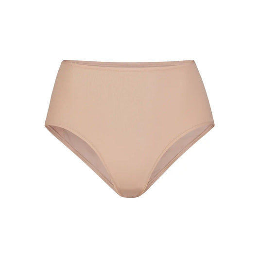 FITS EVERYBODY FULL BRIEF