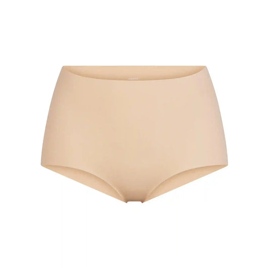 NAKED BOY SHORT