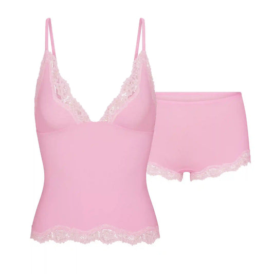 FITS EVERYBODY LACE TRIANGLE CAMI AND BOY SHORT SET